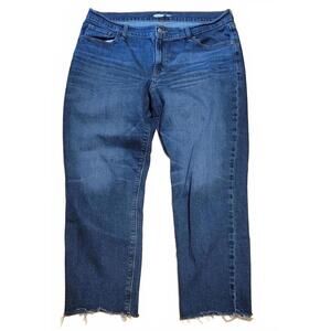 Old Navy Mid-Rise Medium Wash Boyfriend Jeans Size 14